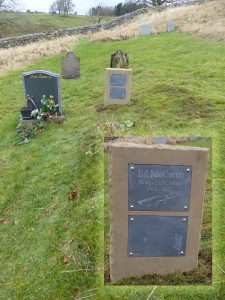 Ed's grave2